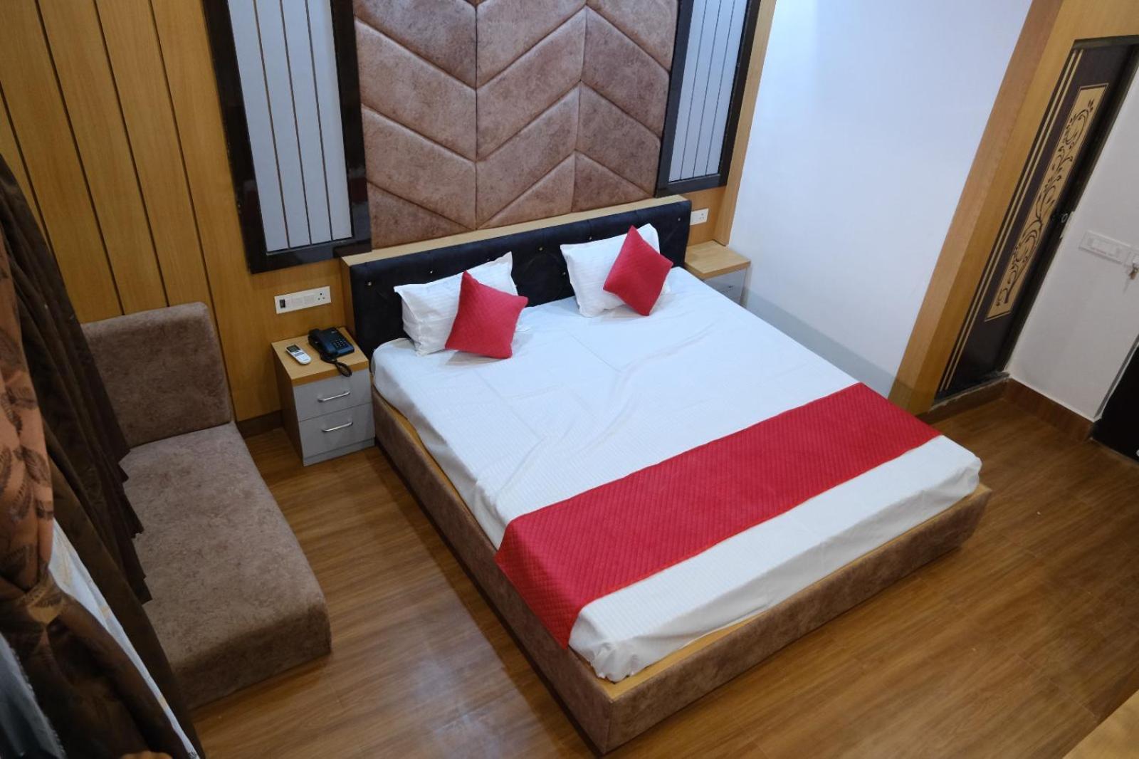 Hotel Golden Continental Deoghar Exterior photo