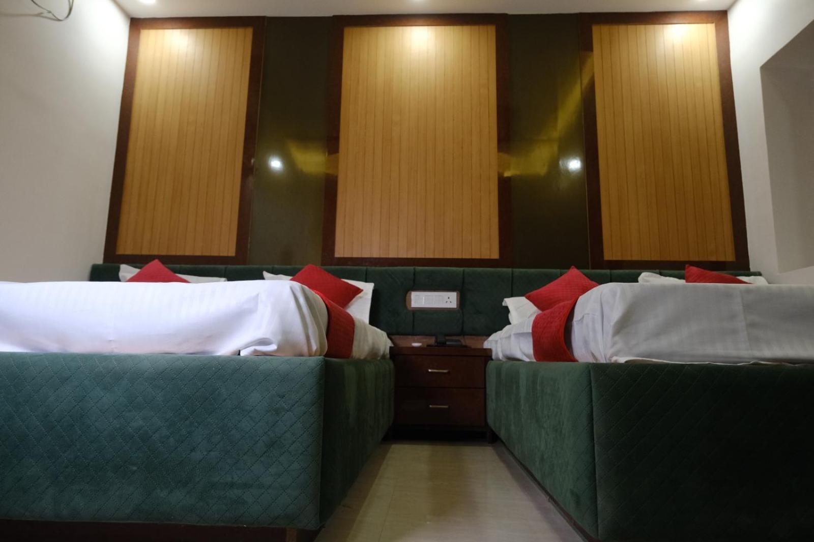 Hotel Golden Continental Deoghar Exterior photo